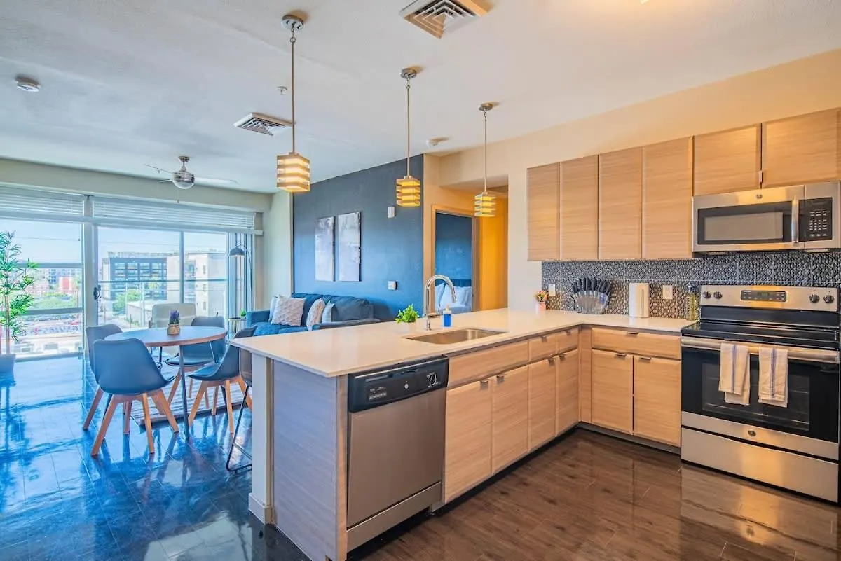 דירות פיניקס Comfy 2Bd Dt - Balcony, Gym, W-D, Parking - Sleeps 8