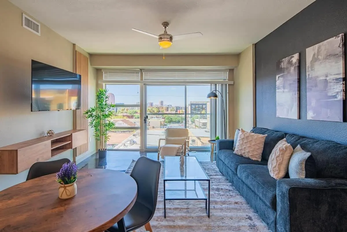 דירות פיניקס Comfy 2Bd Dt - Balcony, Gym, W-D, Parking - Sleeps 8